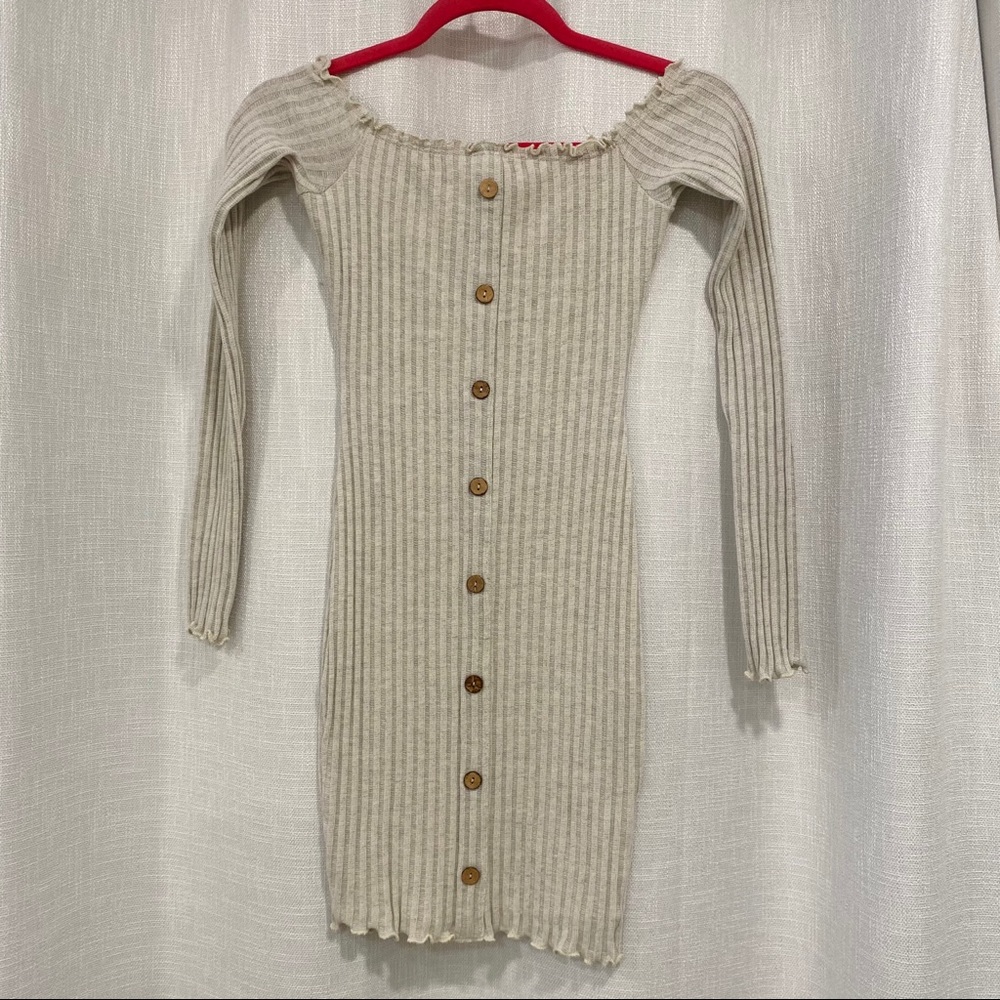New Forever 21 off shoulder dress. Oatmeal, Small. - Picture 2 of 6